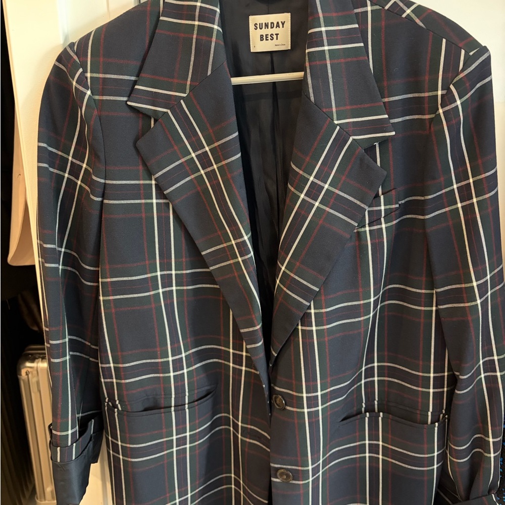 Aritzia Sunday Best Plaid Blazer - Navy and Red